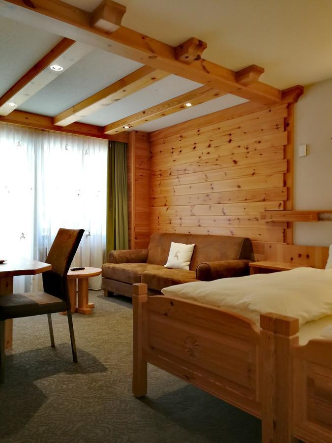 Ambiente Mountain Style Hotel ซาสฟี ภายนอก รูปภาพ